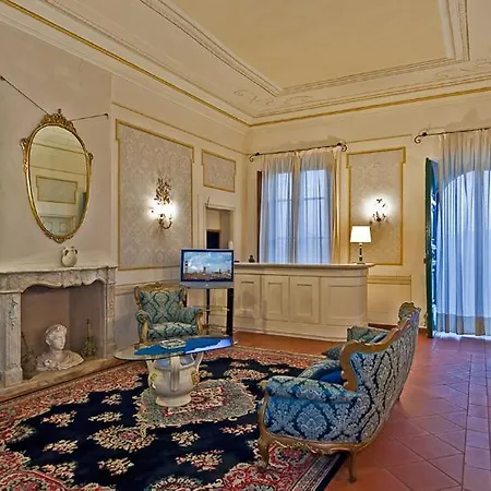 Hotel Cheli Lucca